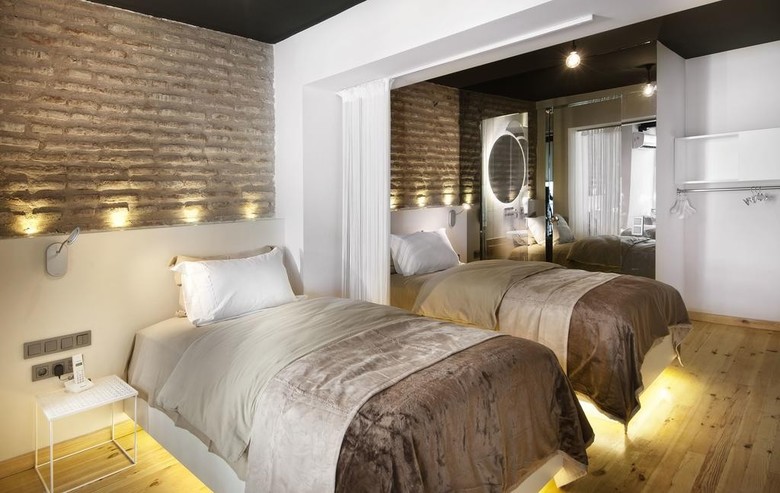 Hotel Nuru Ziya Suites