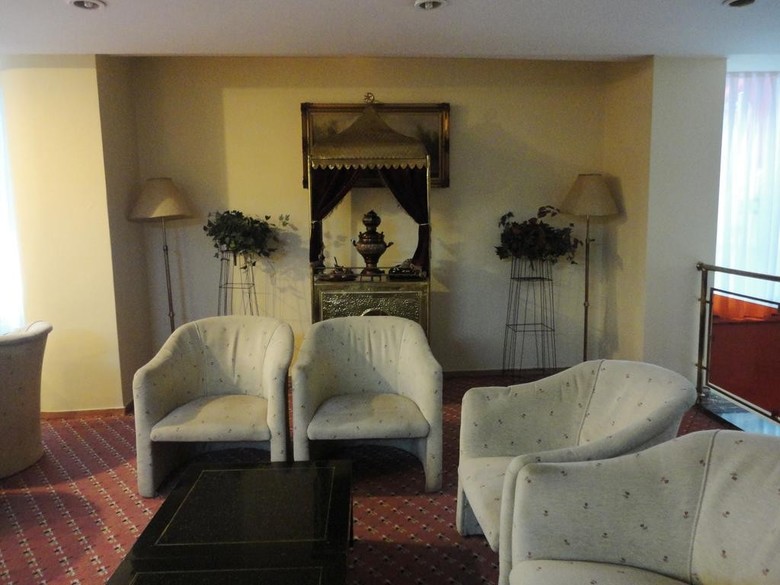 Aden Hotel
