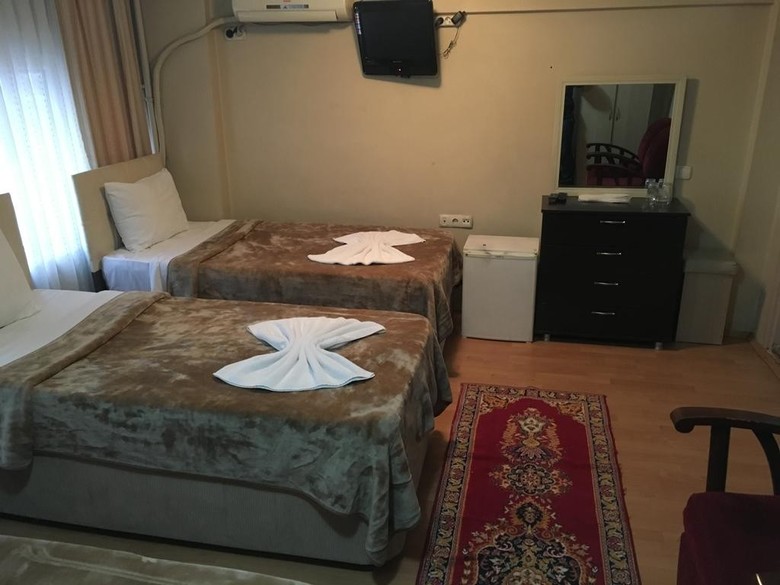 �r�n Hotel