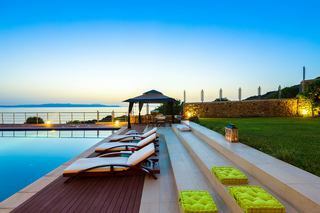 Hotel Efzin Villa At Tersanas Near The Beach