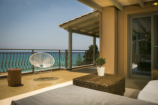 Hotel F Zeen