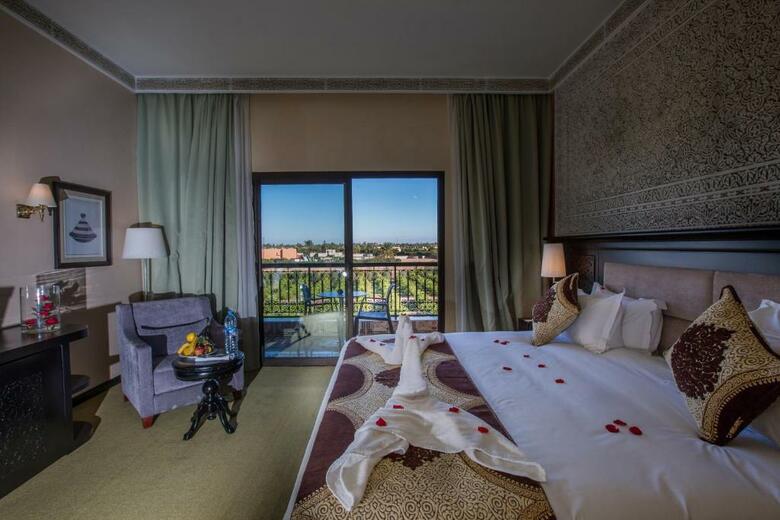 Hotel Riad Ennakhil And Spa