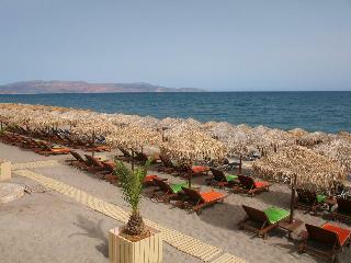 Mylos Hotel & Apartments
