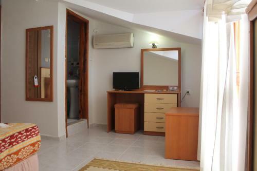 Club Turkuaz Garden Hotel