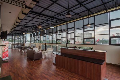 Hostal Reddoorz Plus Near Semanggi