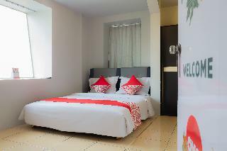 Hotel Oyo 208 G House