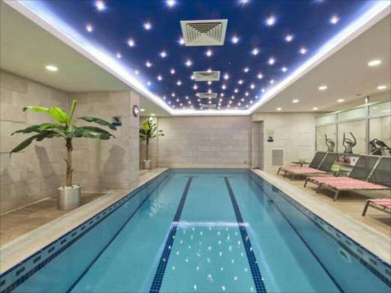 Grand S Hotel