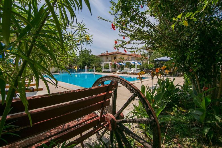 Kilim Apart Hotel