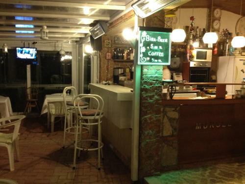 Hostal Mursel Pension Garden Hotel