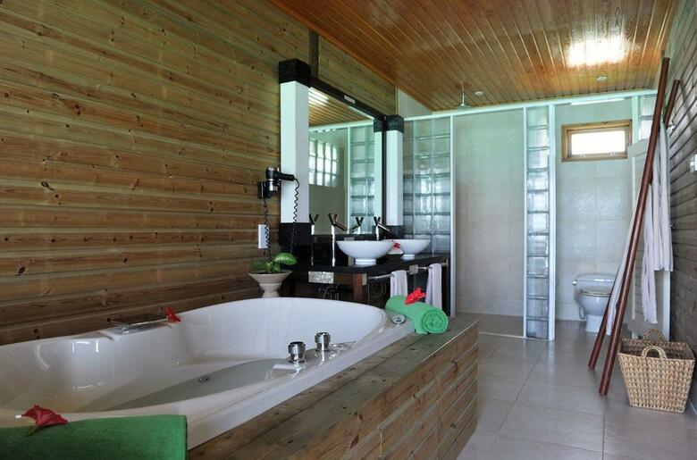 Hotel Komandoo Maldives Island Resort