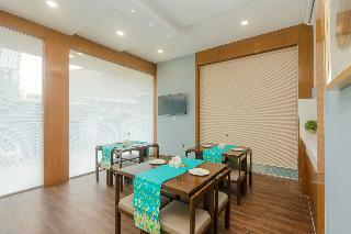 Oyo 11015 Hotel Airside