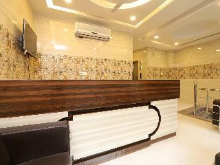 Oyo 19687 Hotel Airway