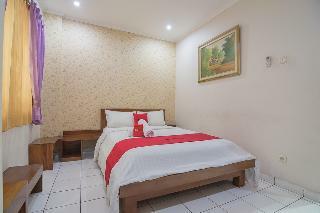 Reddoorz Near Setrasari Mall 2