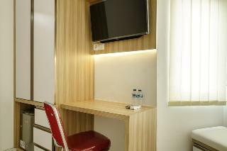 Reddoorz Apartment @ Aeropolis Tangerang