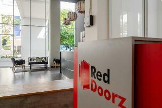 Reddoorz Apartment @ Aeropolis Tangerang