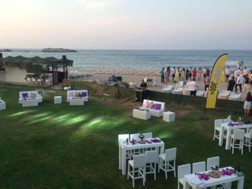 Mad Sea Beach Hotel