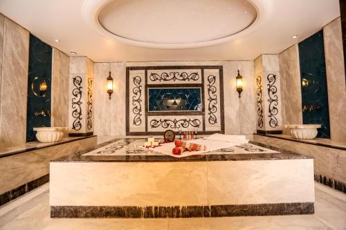 Thermal Saray Hotel