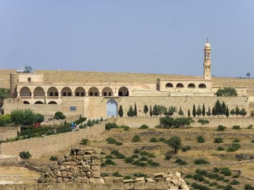 Posada Kasr-i Nehroz Hotel