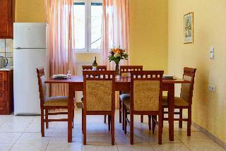 Apartamentos Il Tesori Dassia Villas