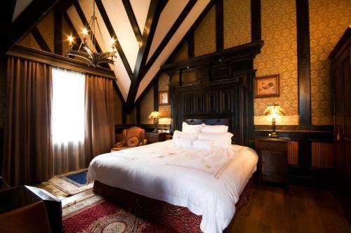 Bed & Breakfast The Old England Manor