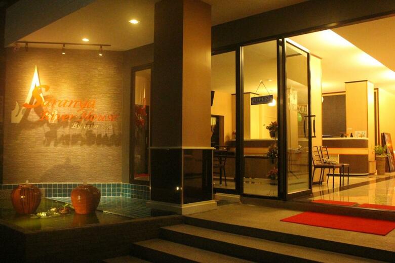 Hotel Saranya Riverhouse