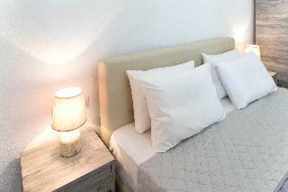 Hotel Pension Strawberry