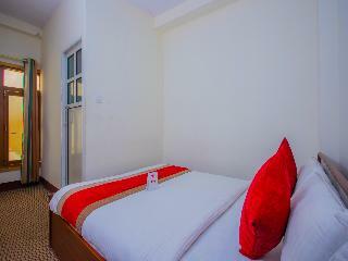 White Zambala Hotel