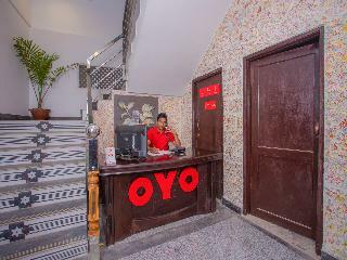 Hotel Hob Nob Garden Resort