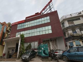Oyo 7655 Om Paradise Hotel