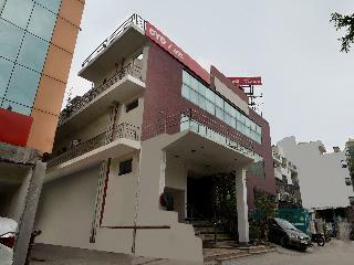 Oyo 7655 Om Paradise Hotel