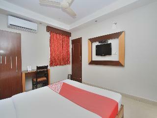 Oyo 958 Hotel Greenwood Inn