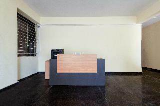 Hotel Oyo Flagship 24080 Deepansh Plaza