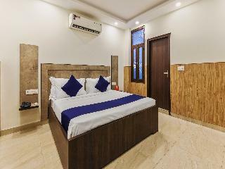 Hotel Silverkey Executive Stays 19389 Divine Inn