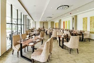 Hotel Ramada By Wyndham Bengaluru Yelahanka