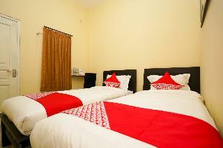 Hotel Oyo 998 La'ana Residence