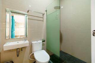 Hotel Reddoorz Plus @ Point Phila Cihampelas
