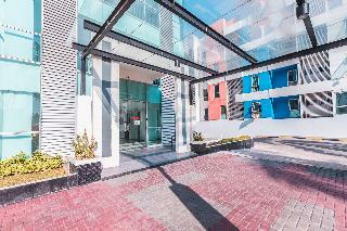 Hotel Oyo Flagship 1170 The Habitat Karawaci