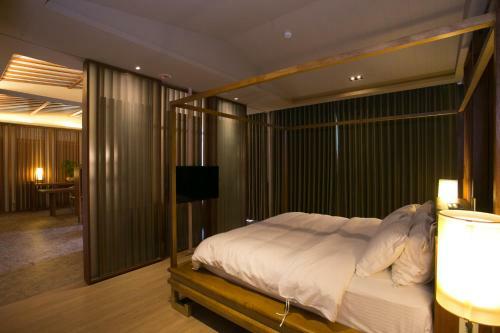 Tian Xia Ju Motel