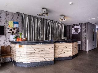 Hotel Oyo 1037 I Style Jb