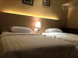 Hotel 91 Street Boutique Inn