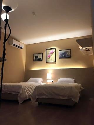 Hotel 91 Street Boutique Inn