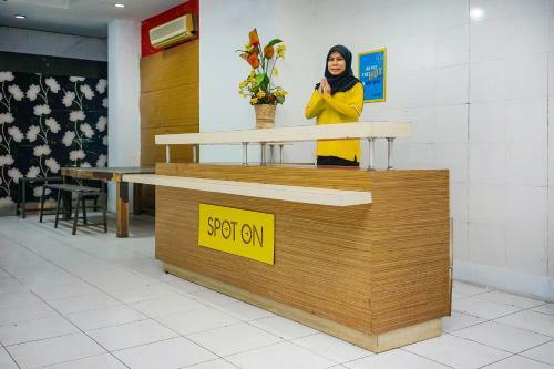 Hotel Oyo 2186 Pondok Mahkota
