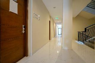Oyo 1574 U_xpress Hotel