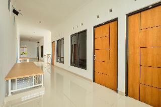 Hotel Oyo Life 2374 Alika Syariah