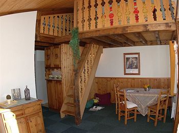 Hotel Village Montana Val Thorens