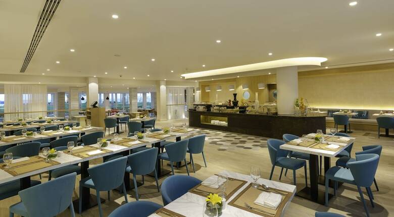 Hotel Sealine Beach. A Murwab Resort