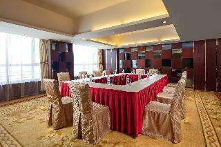 Ramada Liuzhou Luzhai
