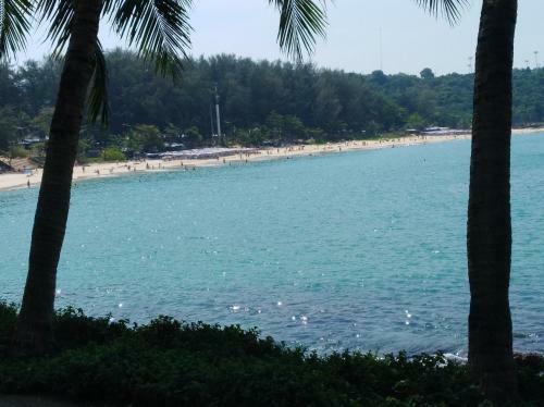 Hostal Baan Oui Guest House