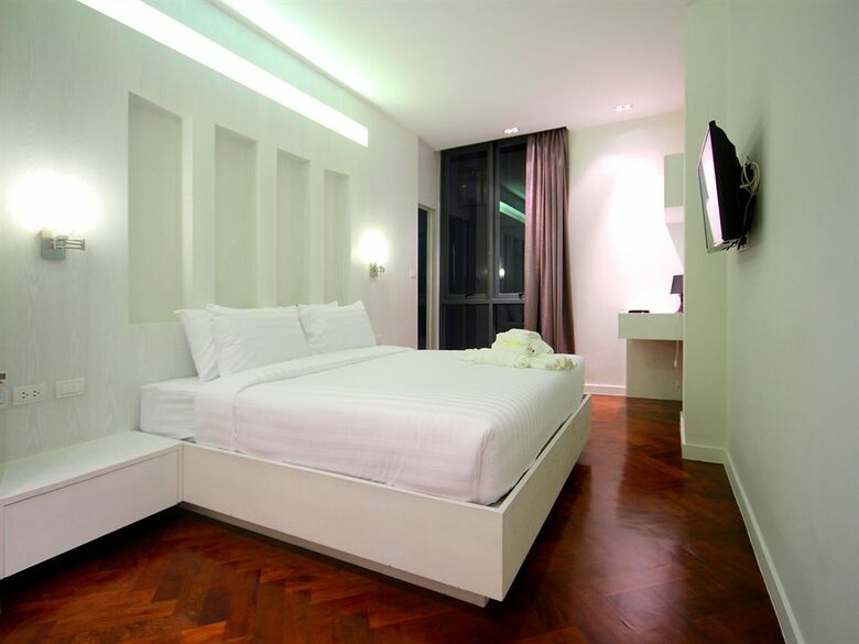 Hotel Kamala Resort And Spa