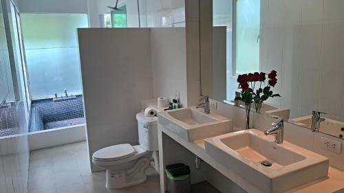 Hotel Grand Bleu Ocean View Pool Suite